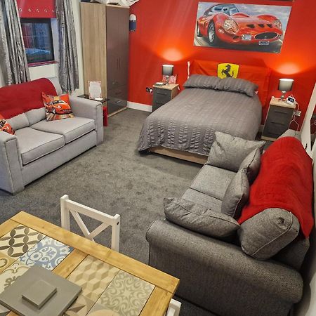מרקט דרייטון Joiners Arms - Studio Apartments מראה חיצוני תמונה