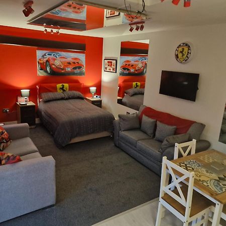 מרקט דרייטון Joiners Arms - Studio Apartments מראה חיצוני תמונה